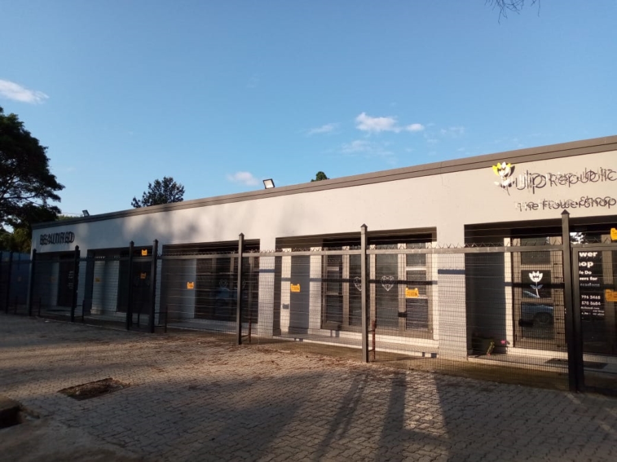 To Let commercial Property for Rent in Golf View North West